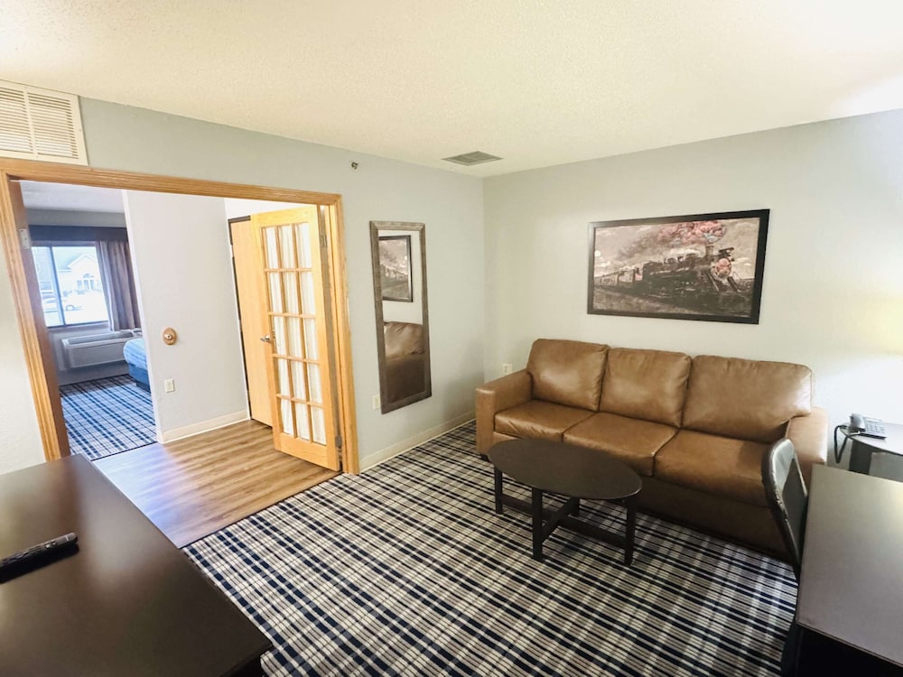 AmericInn by Wyndham Ames - photo 23