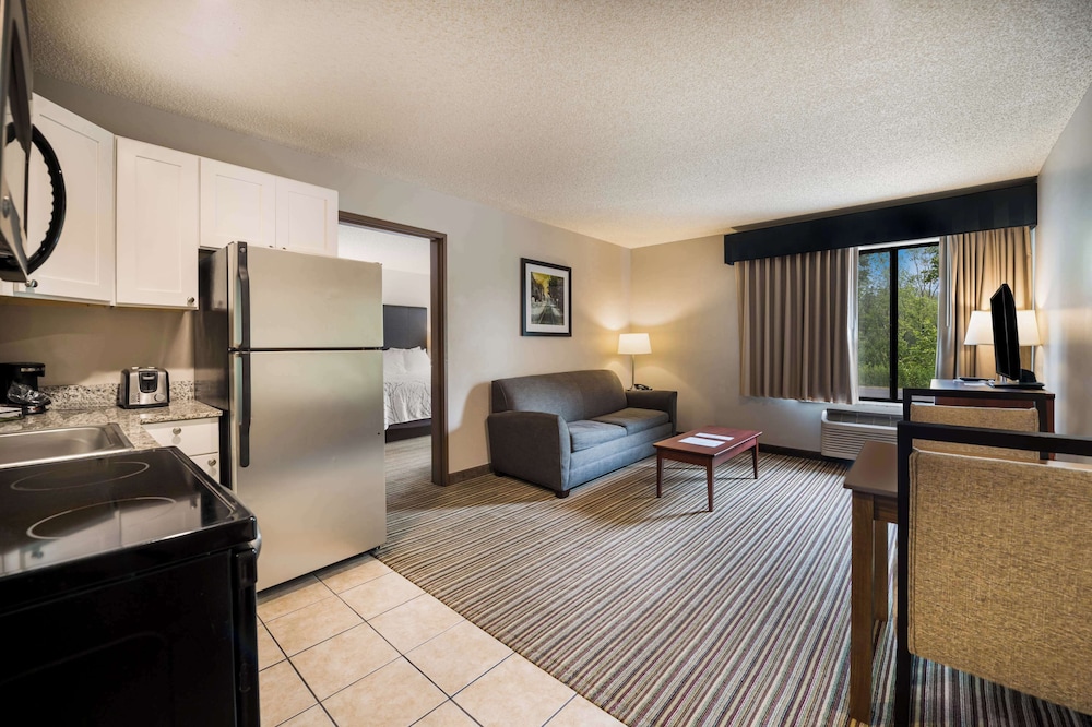 Best Western Park Oasis Inn - photo 8