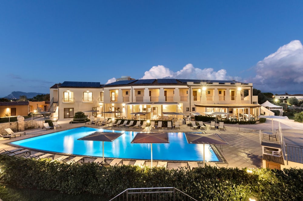 Holiday Residence Terra di Mare San Teodoro — 4-Star Luxury Hotel in San Teodoro, Italy