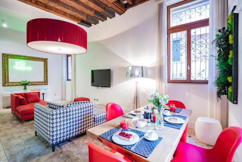 La Corte dei Cuoridoro 1 Refreshed in 2025 — 4-Star Luxury Hotel in Venice, Italy