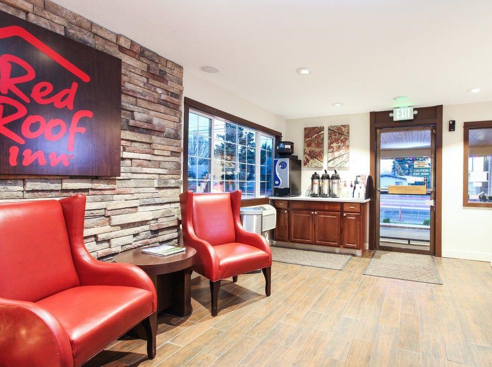 Red Roof Inn Portland - photo 10