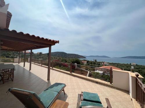 Ermioni Sea View Villa — 4-Star Luxury Hotel in Ermioni, Greece