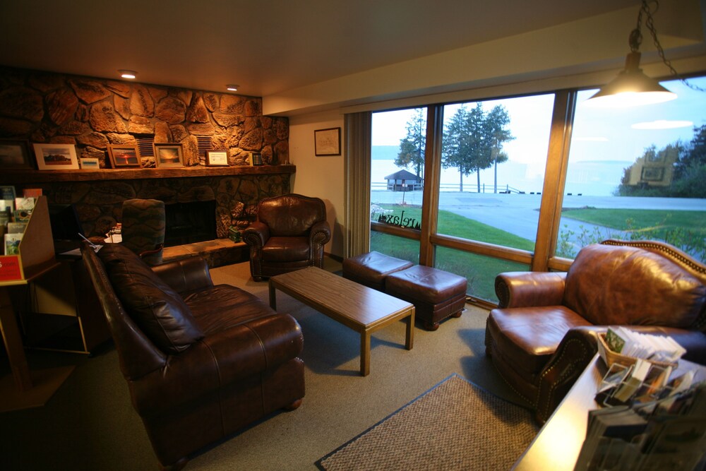Pine Grove Resort — Ephraim — photo 3