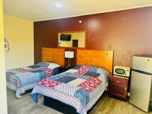 Best In Town Motel - photo 7