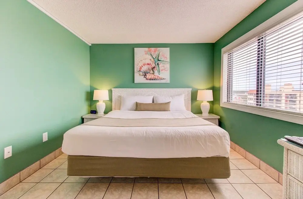 0701 The Green Starfish by Atlantic Towers - photo 2