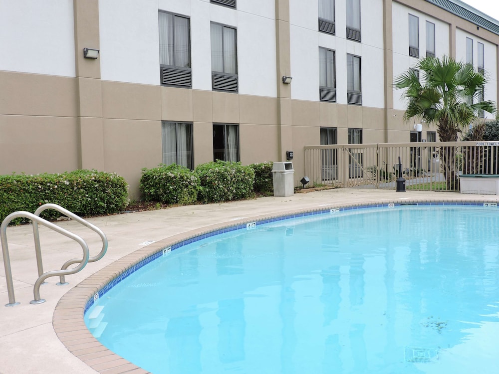 Hampton Inn Lafayette I 10 - photo 21