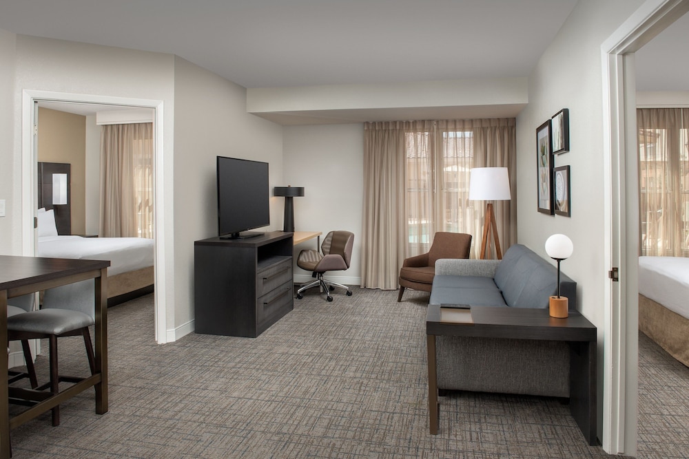 Residence Inn by Marriott Phoenix Airport - photo 22