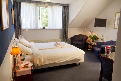 Landhotel T Elshuys — hotel in Almelo