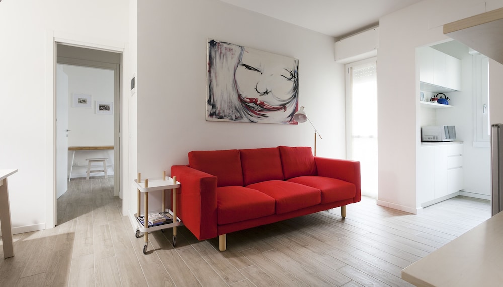 Italianway Veniero 8 — 4-Star Luxury Hotel in Milan, Italy