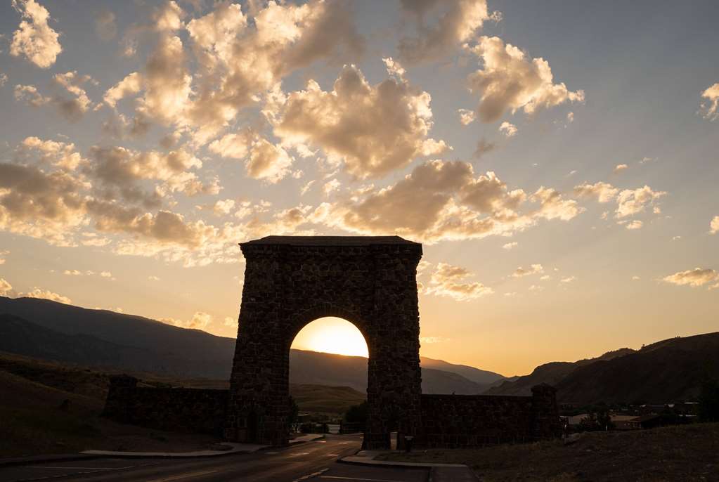 Super 8 by Wyndham Gardiner Yellowstone Park Area - photo 28