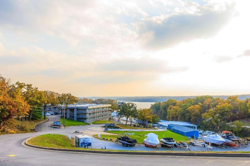 The Resort at Lake of the Ozarks - photo 3