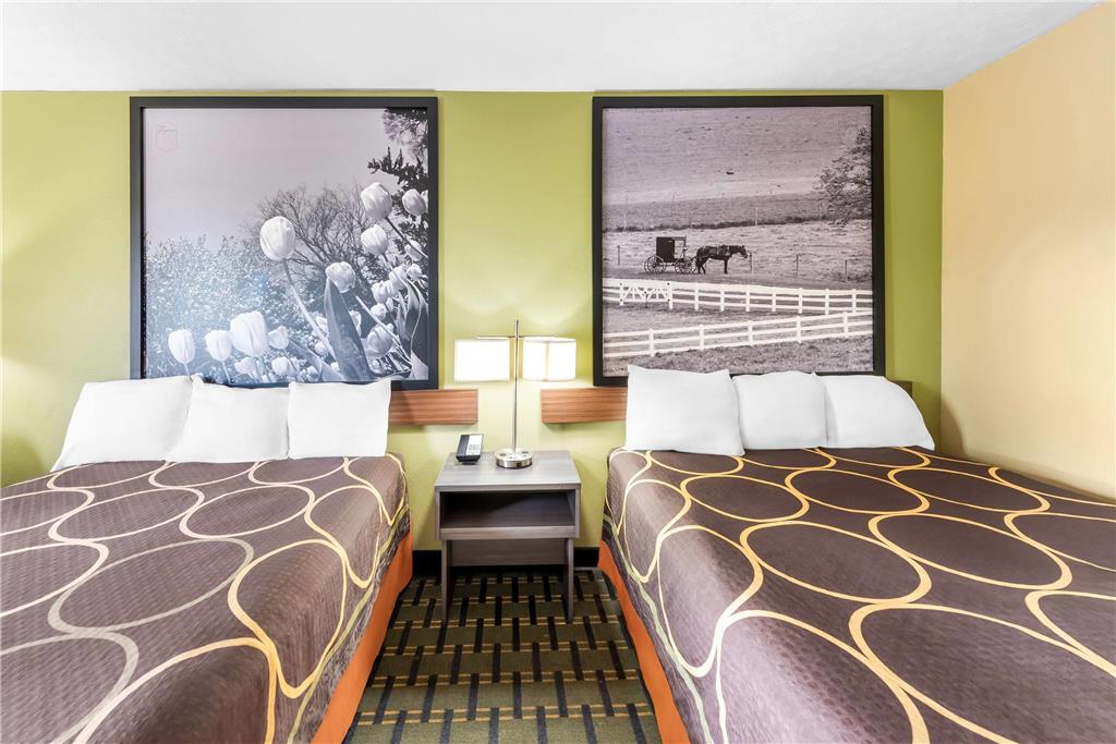 Super 8 by Wyndham Bellefontaine - photo 23