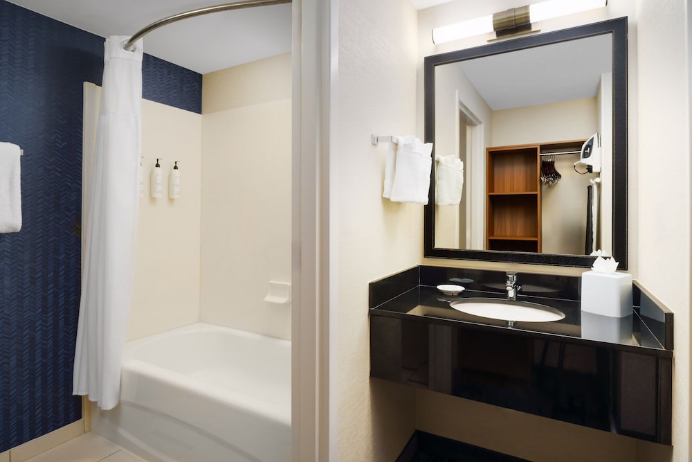 Fairfield Inn And Suites By Marriott Boca Raton - photo 15