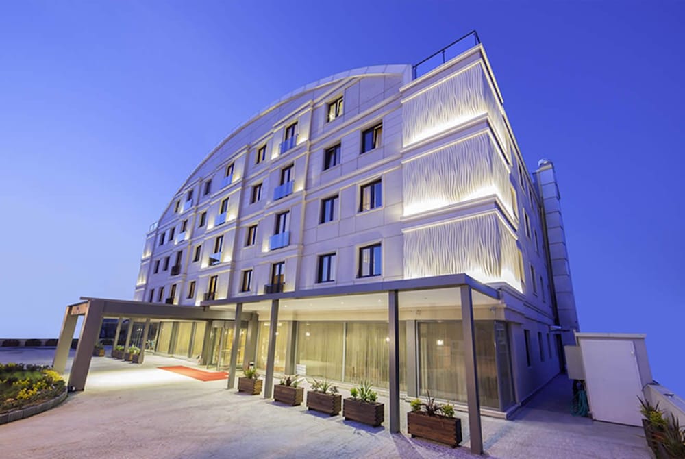 Lamec Hotel Business in Gebze, Turkey