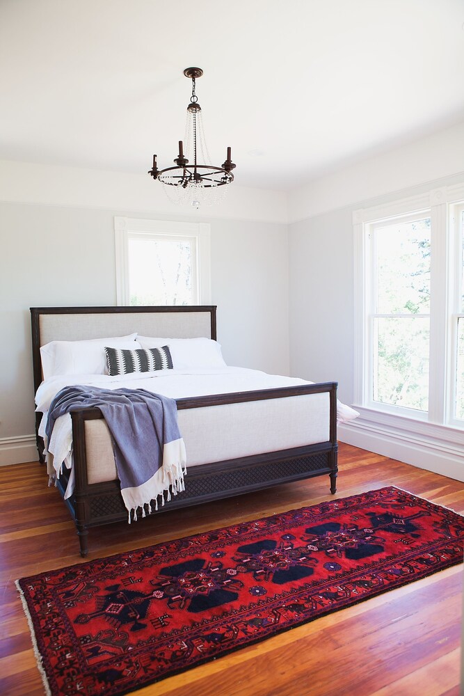 Park Victorian in Auburn, United States