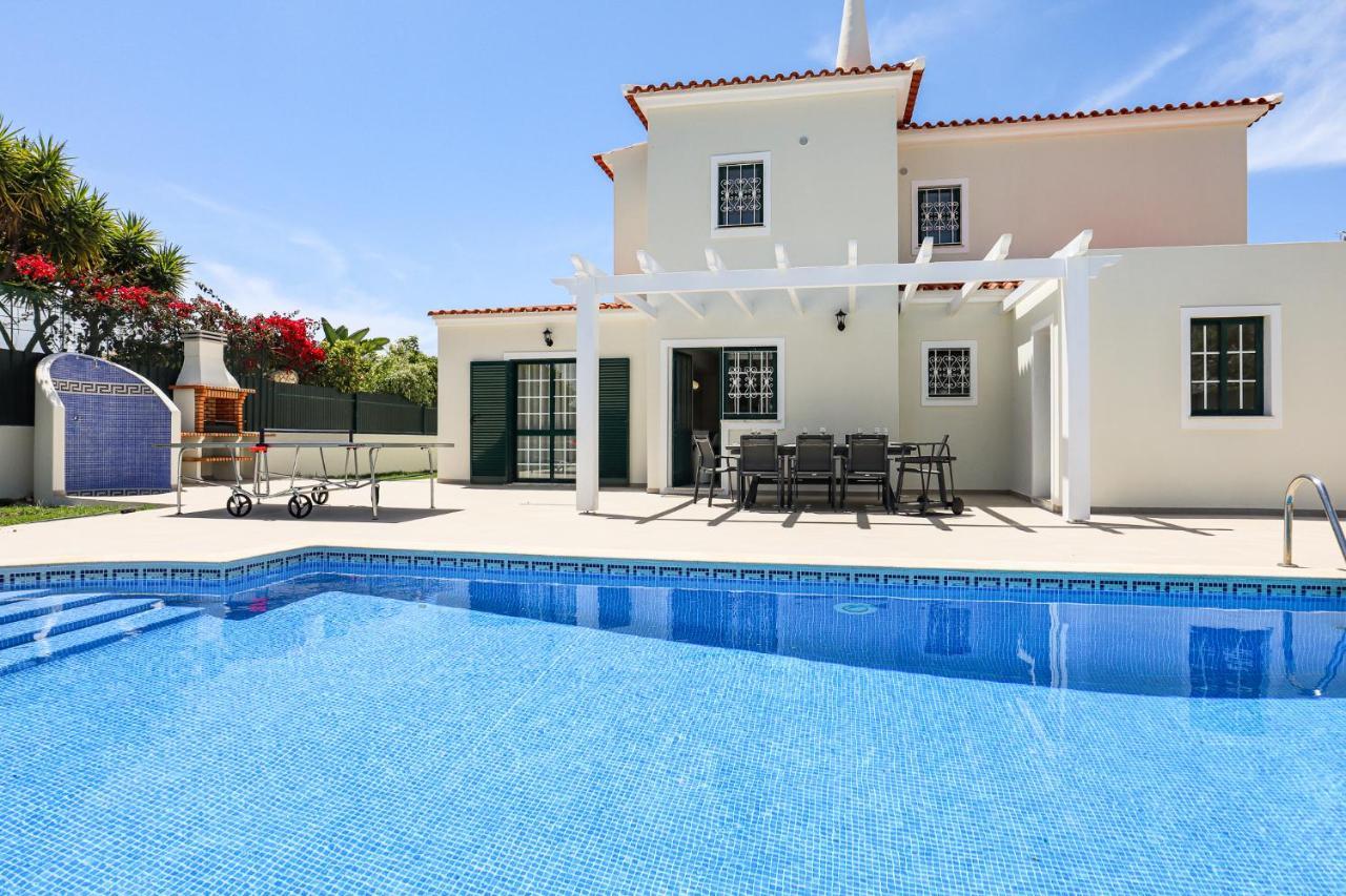 Villa O Sonho do Algarve Private Swimming Pool BY BEDZY — 4-Star Luxury Hotel in Albufeira, Portugal