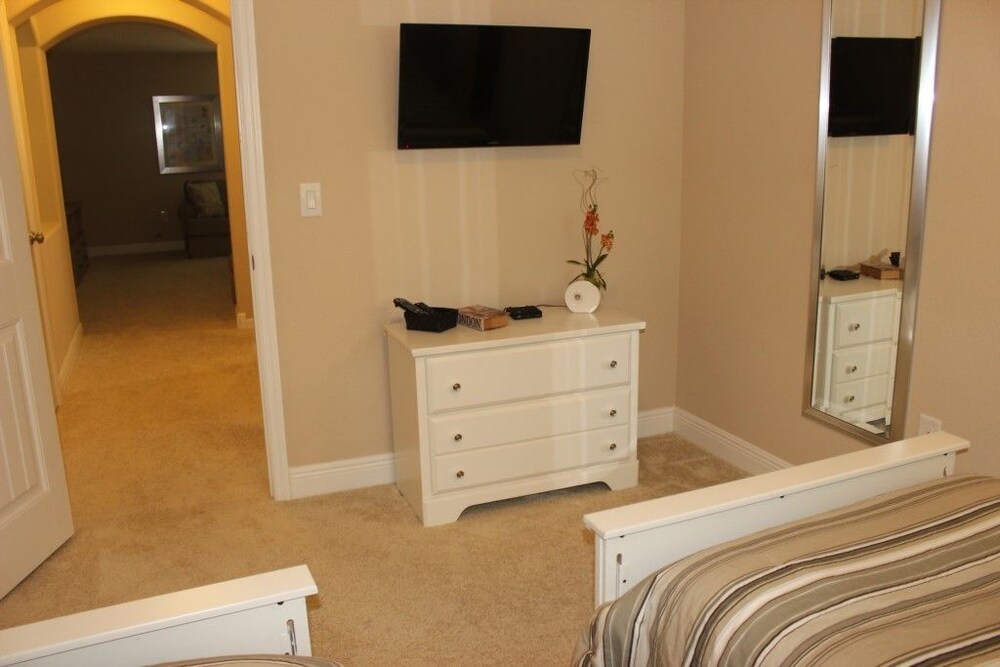 Aco92227 Solterra Resort 5 Bed 4.5 Baths Villa - photo 8