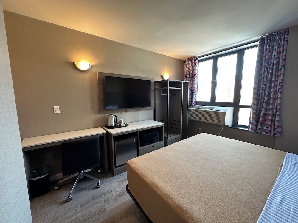 Regal Inn & Suites New York LaGuardia Hotel - photo 6