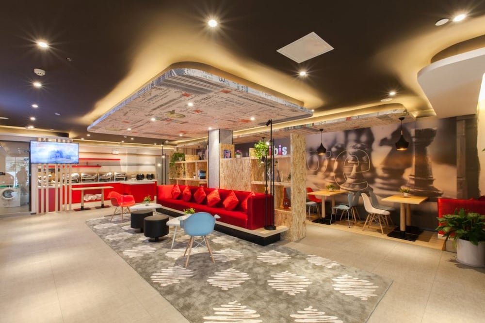 The Ibis Hotel - last minute hotel in Wuhan