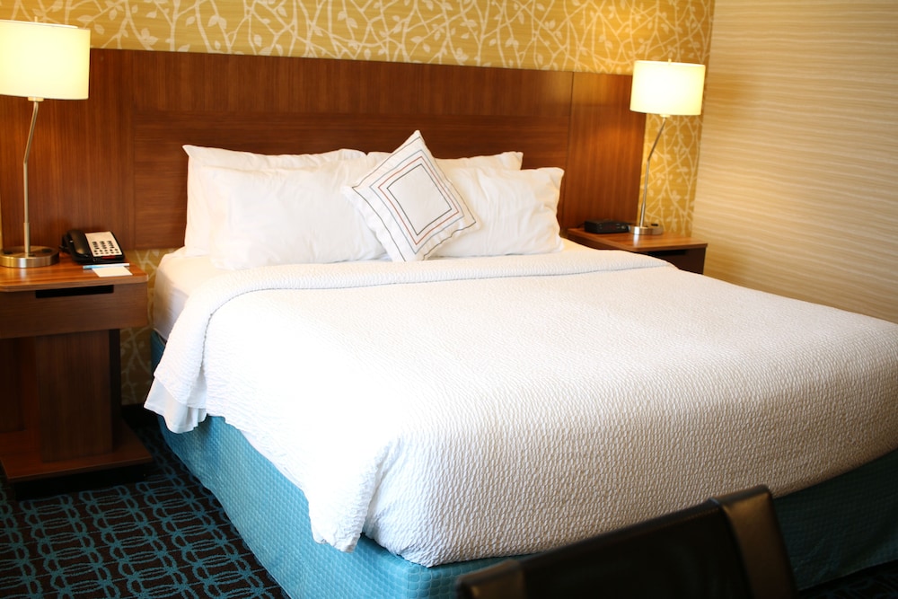 Fairfield Inn & Suites Dallas Plano North - photo 10