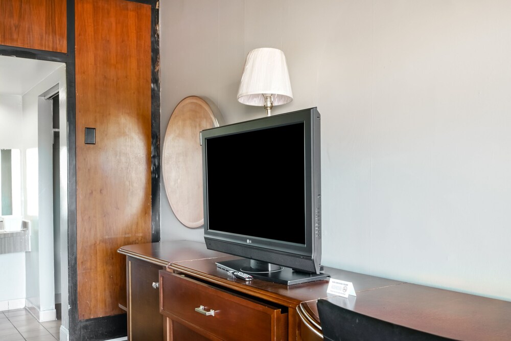 Oaks Motel Greensboro Nc - photo 12