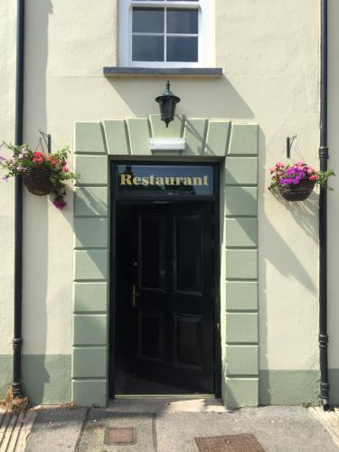 Inn at the Sticks — hotel in Llansteffan