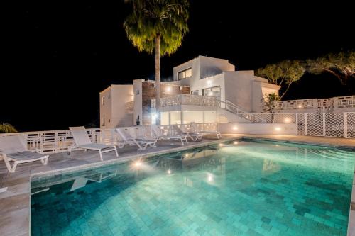 Belo Horizonte by Dream Places — 4-Star Luxury Hotel in Porches, Portugal