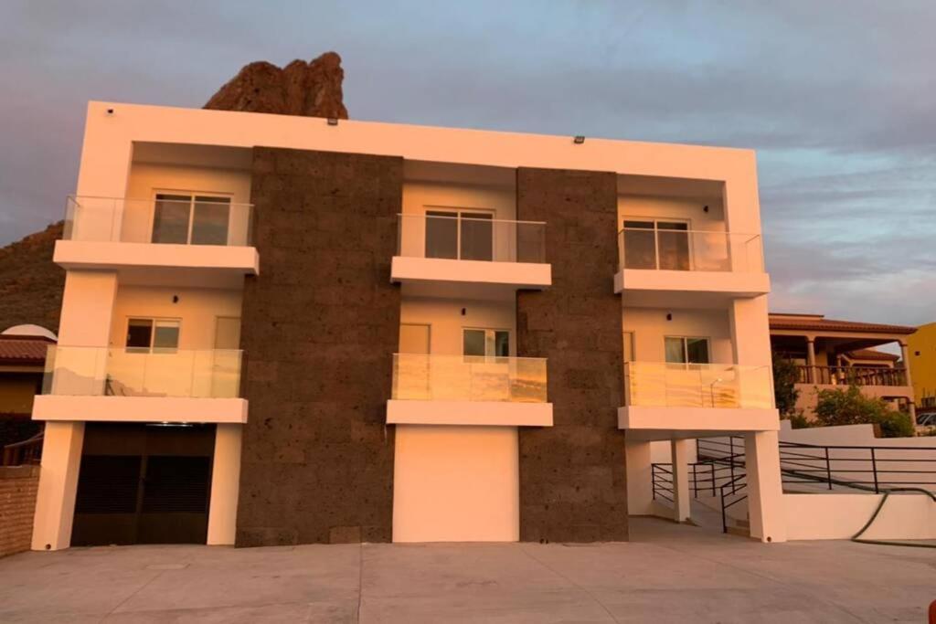 Departamento Turquesa 2 Joyas del Mar — 4-Star Luxury Hotel in San Carlos, Mexico