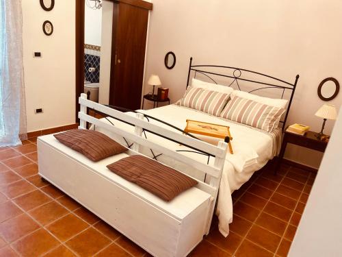Casa Vittoria — 4-Star Luxury Hotel in Siracusa, Italy