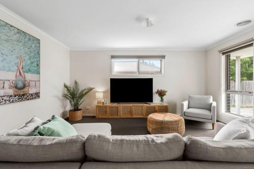 West Addis I Longer Stays Welcome — hotel in Geelong West