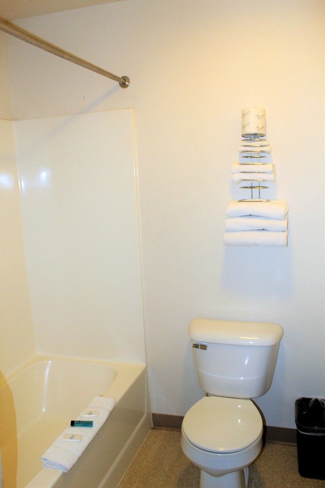 Cumberland Inn & Suites - photo 24