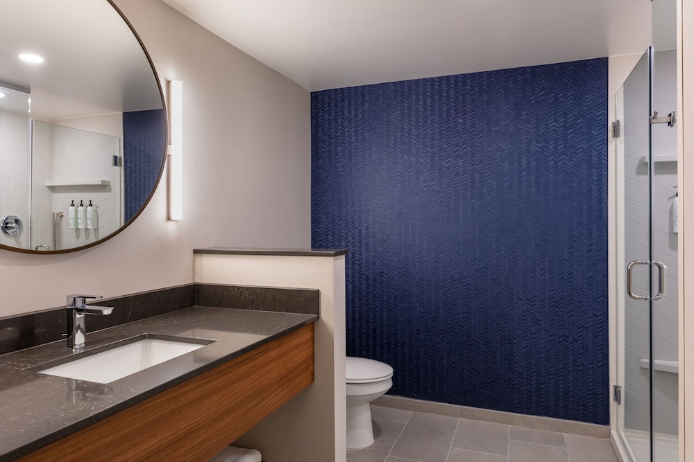 Fairfield by Marriott Inn & Suites Omaha at MH Landing - photo 115
