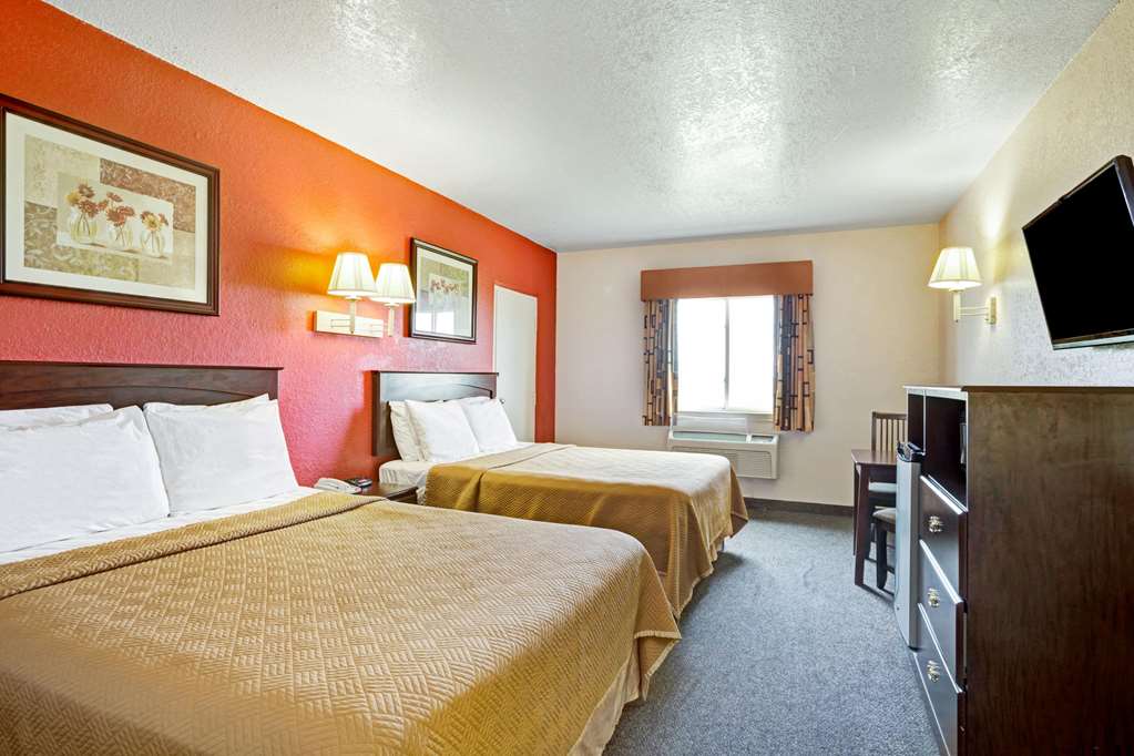 Howard Johnson by Wyndham Galveston - photo 7