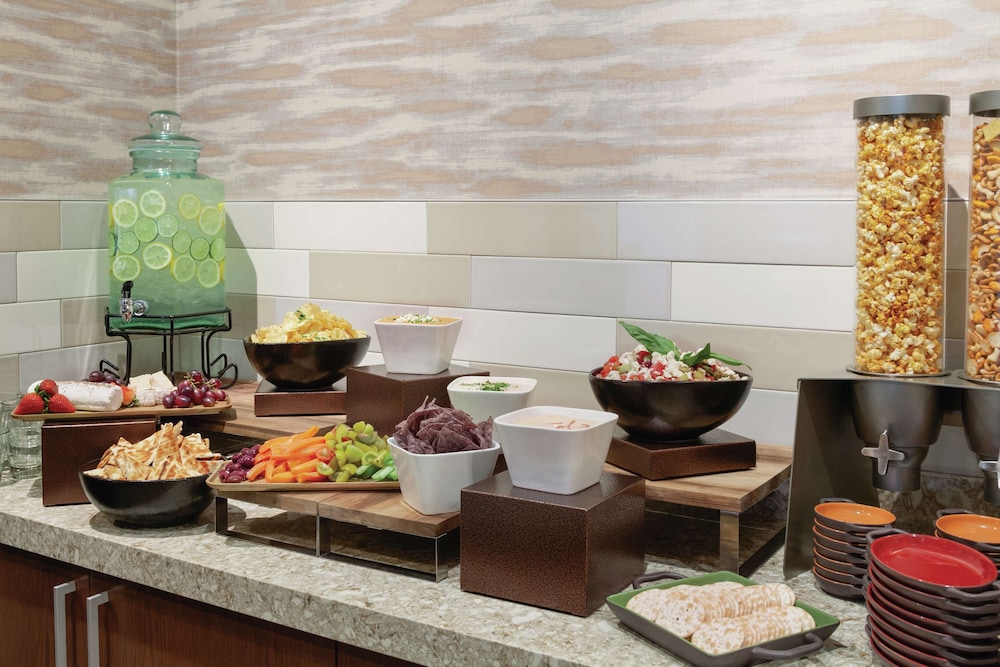 Embassy Suites Hilton South Jordan Salt Lake City - photo 33