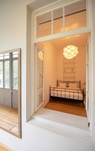 Tranquil 1BR Sololaki Apt By Wehost
