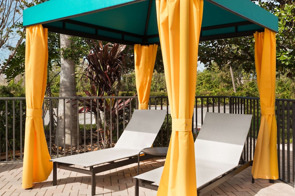 Hampton Inn Ellenton Bradenton - photo 35