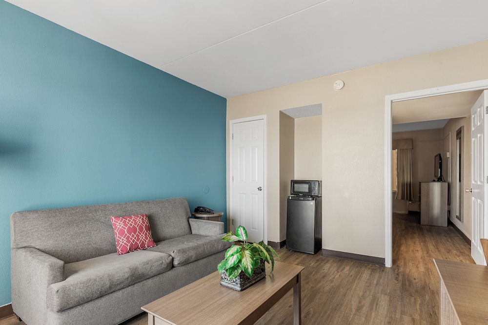Ocean Crest Inn and Suites - photo 62