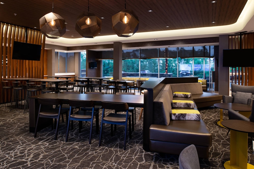 SpringHill Suites by Marriott Elizabethtown - photo 33
