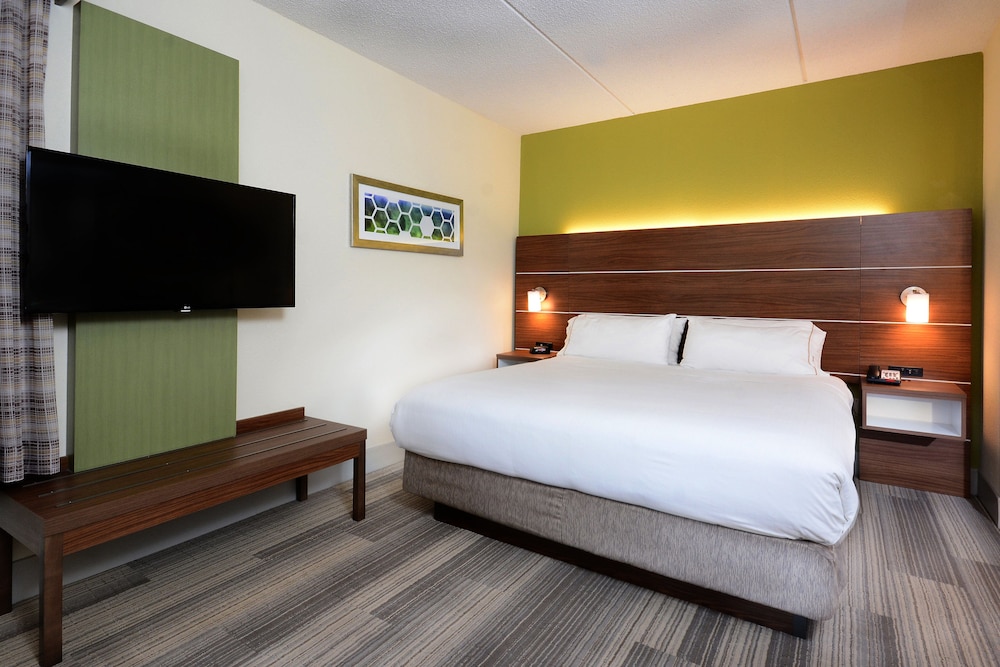 Holiday Inn Express & Suites Raleigh Durham Airport at RTP by IHG - photo 20