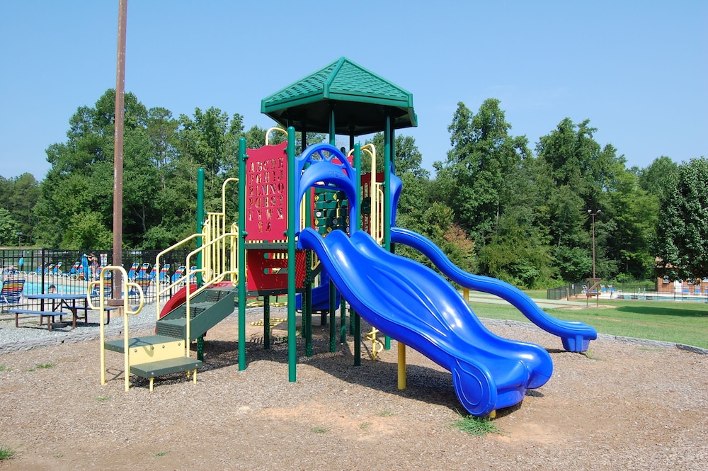 Forest Lake RV & Camping Resort - photo 12