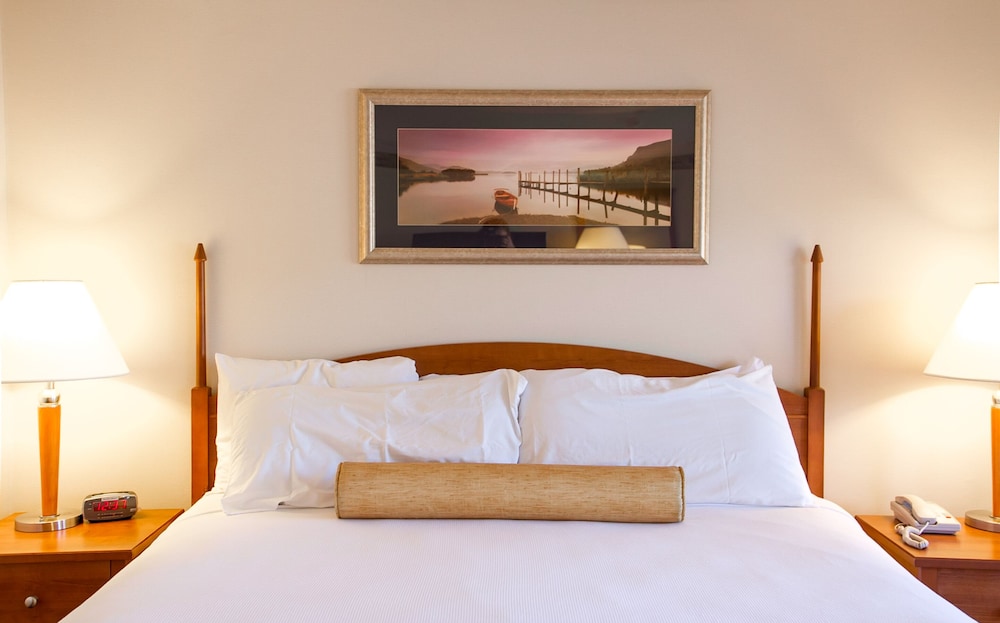 Flagship Inn & Suites - photo 5