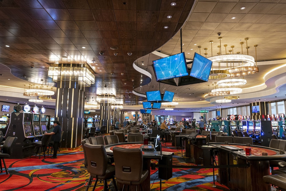 Horseshoe Black Hawk A Caesars Rewards Destination - photo 18