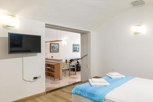Beach Apartment Francesko near Old Town