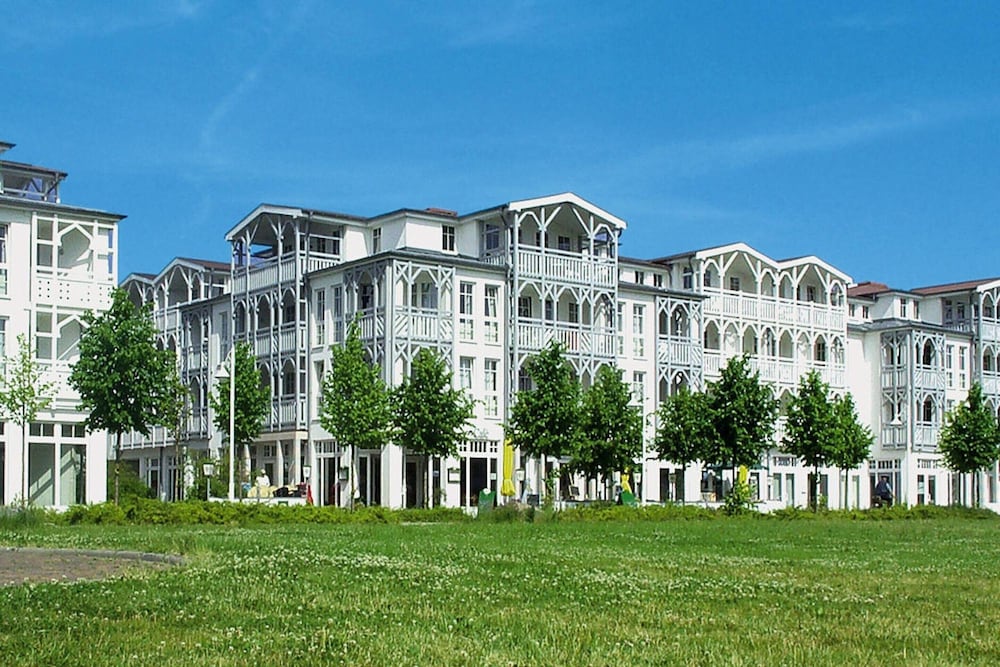 Ferienwohnungen im Seepark Sellin — 4-Star Luxury Hotel in Sellin, Germany