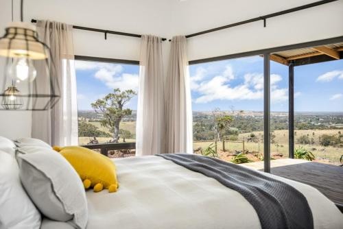 Old Bull Creek Luxury Retreat — hotel in Strathalbyn