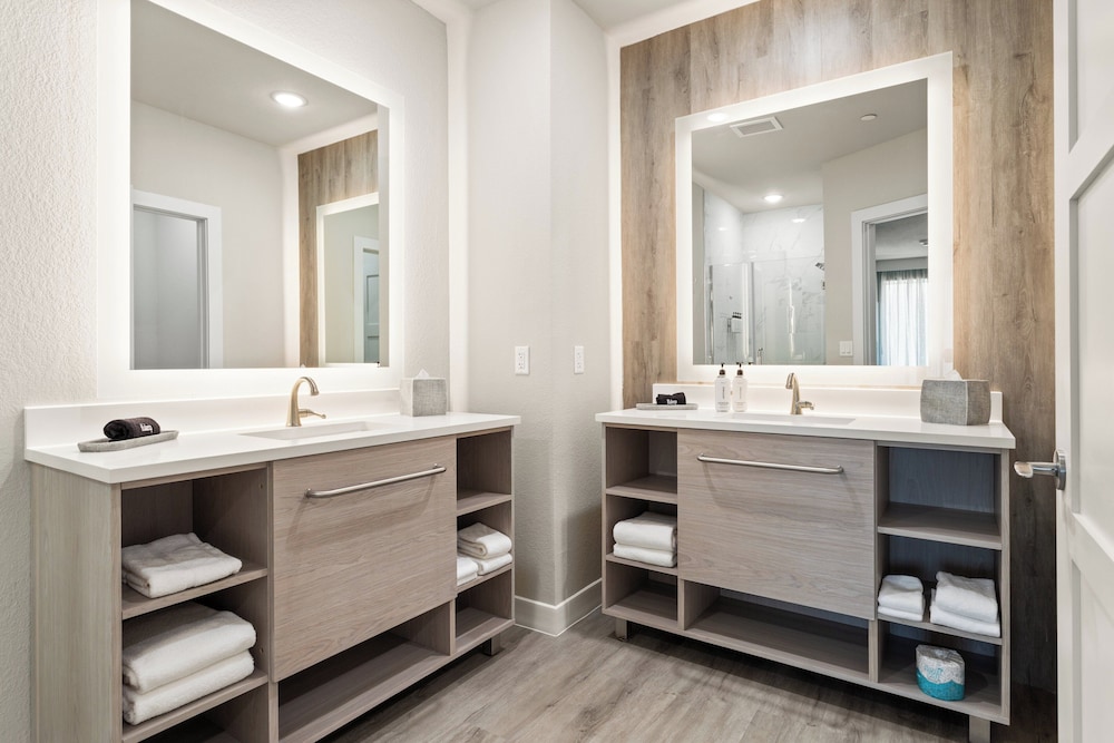 EVEN Hotel Austin Uptown Near The Domain by IHG - photo 28