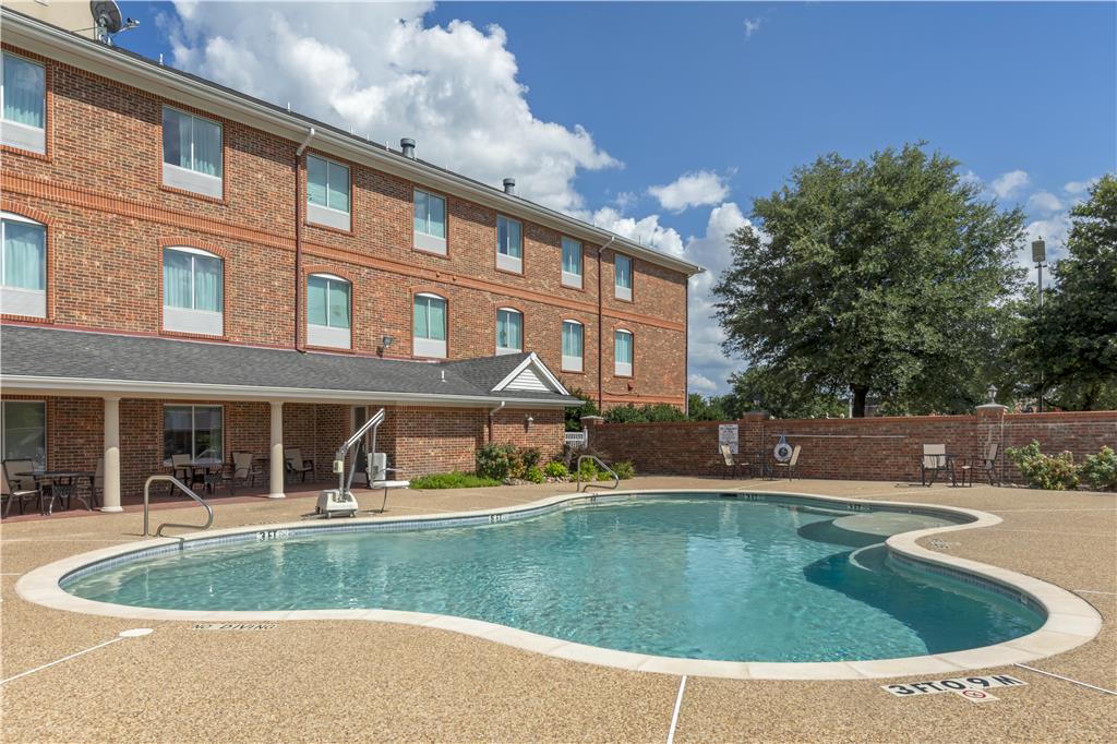 Best Western Plus Waxahachie Inn & Suites - photo 10