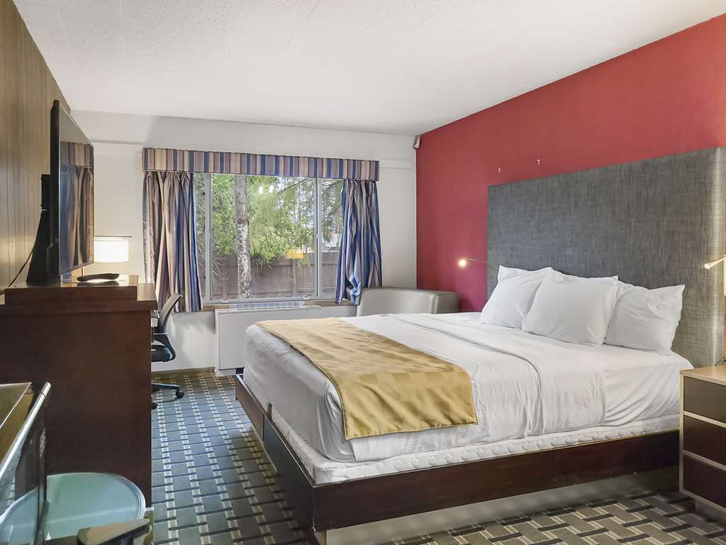 Americas Best Value Inn Hinckley - photo 18