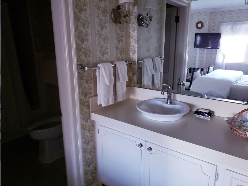 Lowell Inn - photo 144