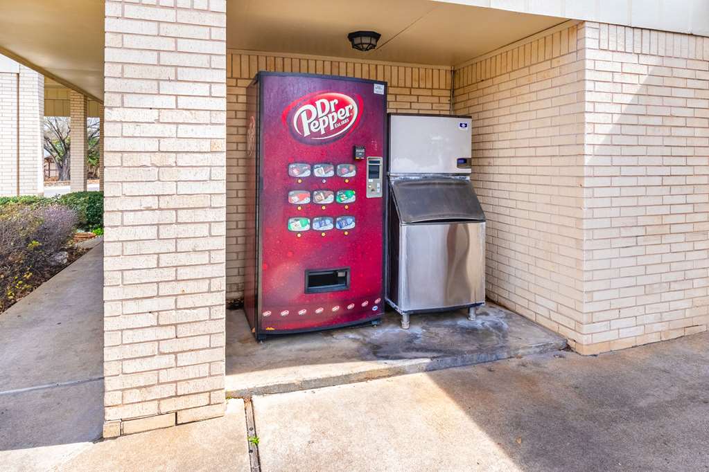 Econo Lodge Fredericksburg - photo 31